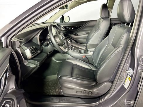 Used 2023 Subaru Outback Limited image 11