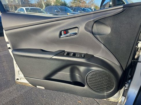 Certified 2017 Toyota Prius Four Touring image 26