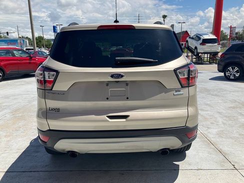 Used 2018 Ford Escape SE FWD image 7