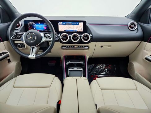 Certified 2026 Mercedes-Benz GLA 250 image 27