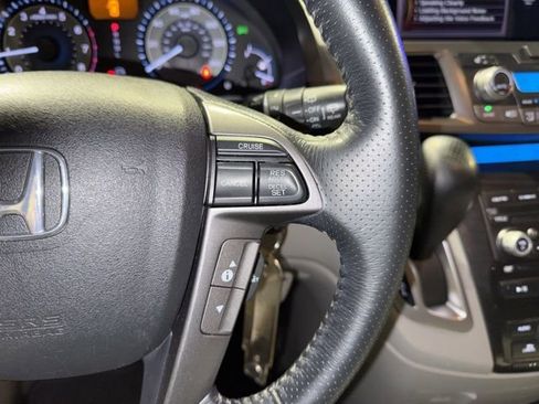 Used 2011 Honda Odyssey Touring Elite image 27