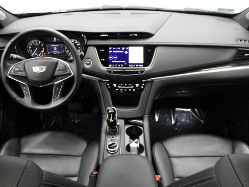 Certified 2024 Cadillac XT5 Premium Luxury image 18