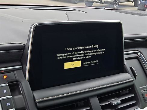 Certified 2023 GMC Yukon SLT w/ SLT Premium Package image 18