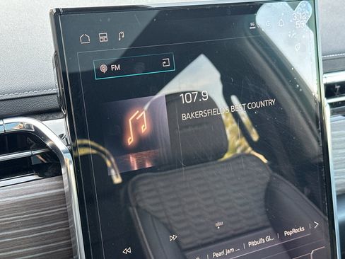 New 2025 GMC Sierra EV Denali AWD/4WD image 17