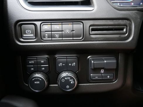 Used 2024 Chevrolet Tahoe RST w/ Luxury Package AWD/4WD image 21