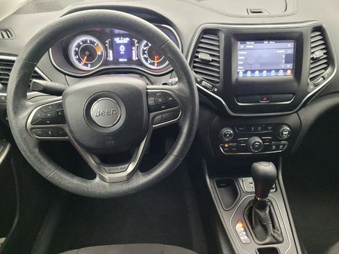 Used 2020 Jeep Cherokee Latitude FWD image 22