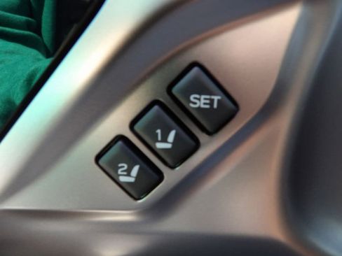 Used 2025 Subaru Outback Touring XT w/ Popular Package #2 image 15