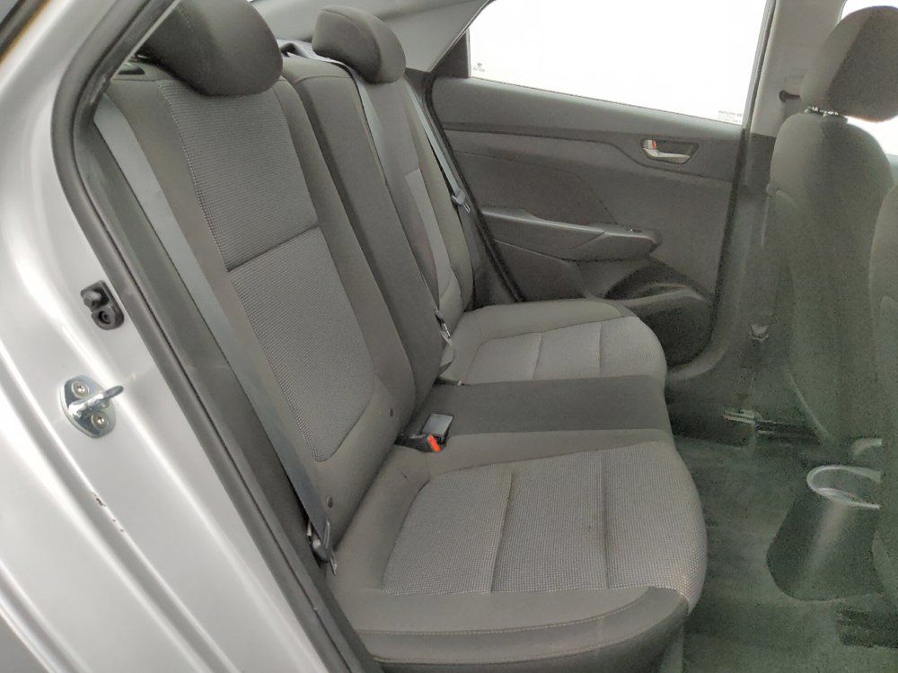 Used 2022 Hyundai Accent SE FWD image 19