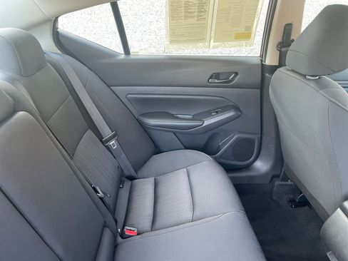 Used 2025 Nissan Altima 2.5 SV image 37