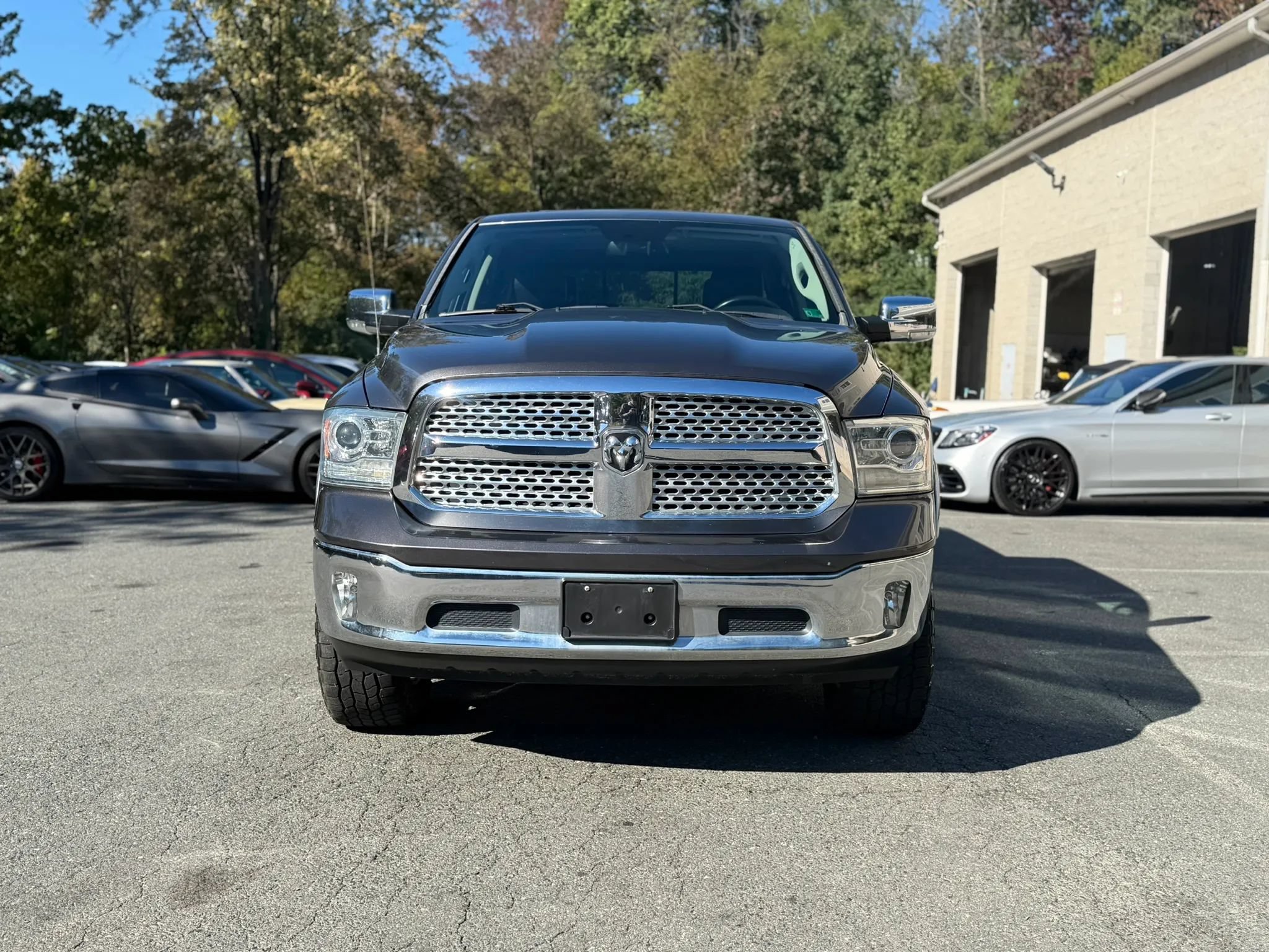 Used 2016 RAM 1500 Laramie w/ Convenience Group AWD/4WD image 2