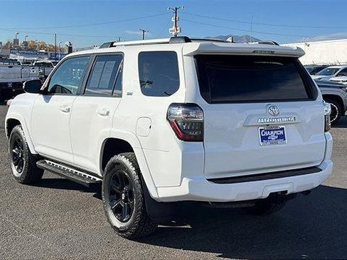 Used 2021 Toyota 4Runner SR5 Premium w/ Moonroof Package image 7