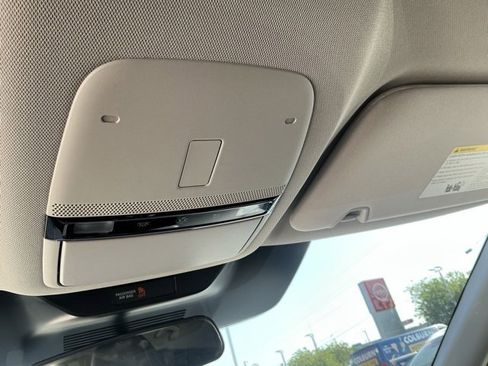 Certified 2025 Nissan Murano SV w/ Cargo Package image 21