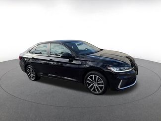 Used 2025 Volkswagen Jetta SE video 2