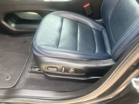 Used 2023 Chevrolet Bolt EUV Premier w/ Sun & Sound Package FWD image 30