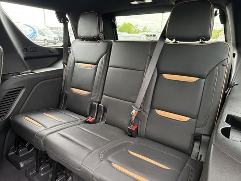 Used 2022 GMC Yukon AT4 AWD/4WD image 28