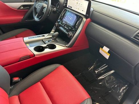 Used 2026 Lexus LX 700h F Sport AWD/4WD image 19