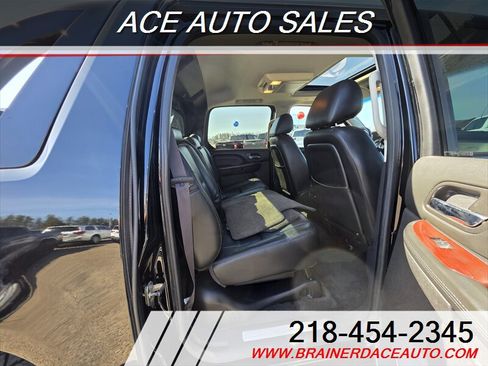 Used 2013 Cadillac Escalade EXT Premium AWD/4WD image 15