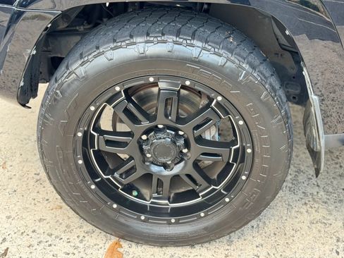 Used 2016 Toyota 4Runner Trail AWD/4WD image 34