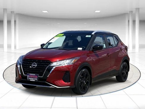 Certified 2023 Nissan Kicks SV FWD image 1