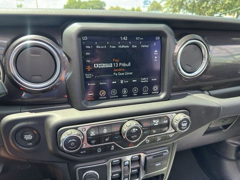 Used 2021 Jeep Wrangler Unlimited Sahara AWD/4WD image 26