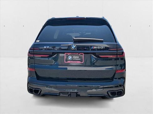 Used 2026 BMW X7 M60i image 7