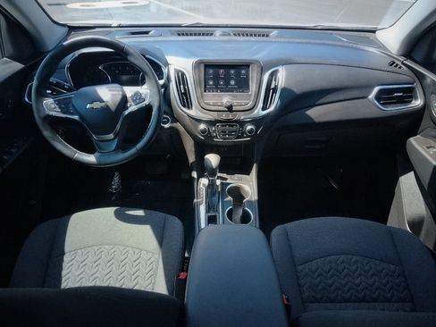 Used 2024 Chevrolet Equinox LT AWD/4WD image 12