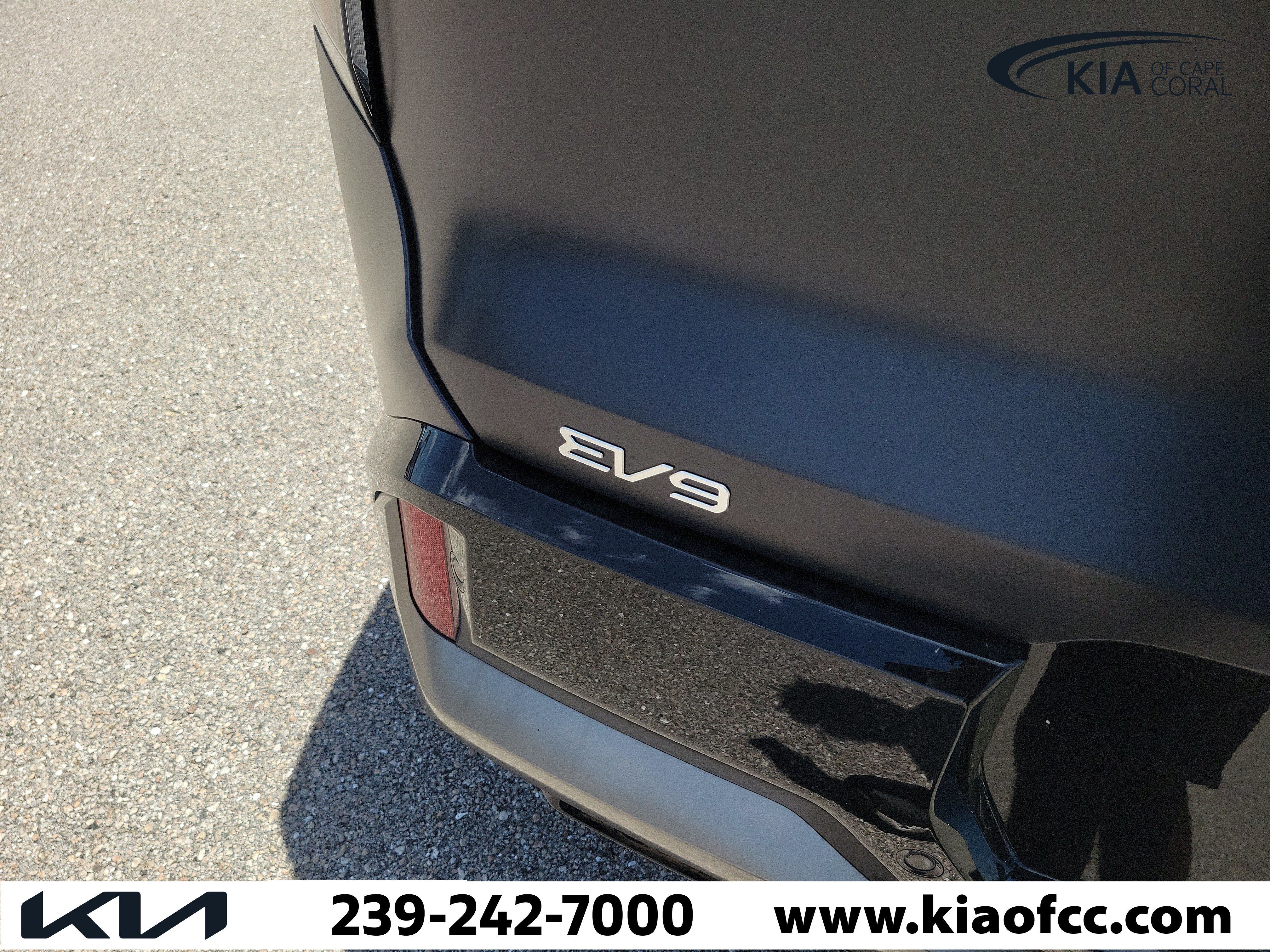New 2026 Kia EV9 GT-Line AWD/4WD image 12