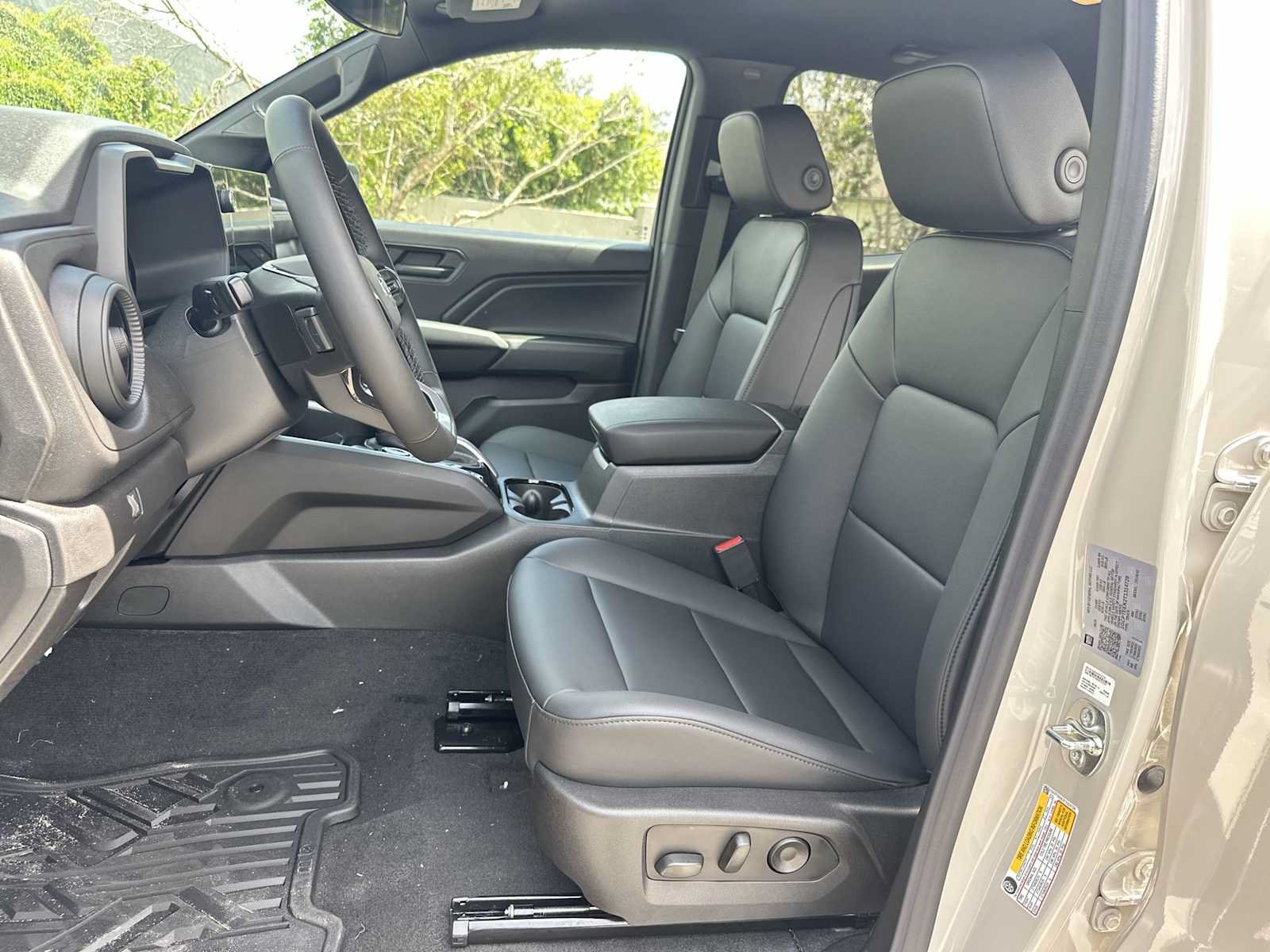 New 2026 Chevrolet Colorado Trail Boss AWD/4WD image 15