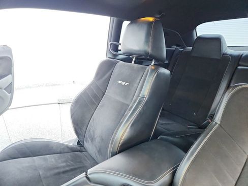 Used 2016 Dodge Challenger SRT Hellcat image 19