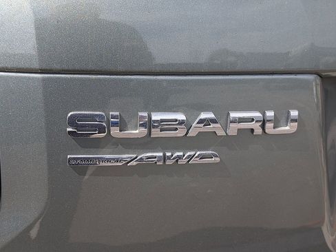 Used 2017 Subaru Forester 2.5i Touring AWD/4WD image 15