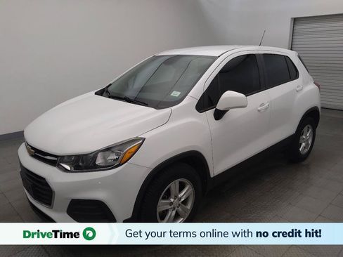 Used 2021 Chevrolet Trax LS w/ Tint and Cruise Package FWD image 1