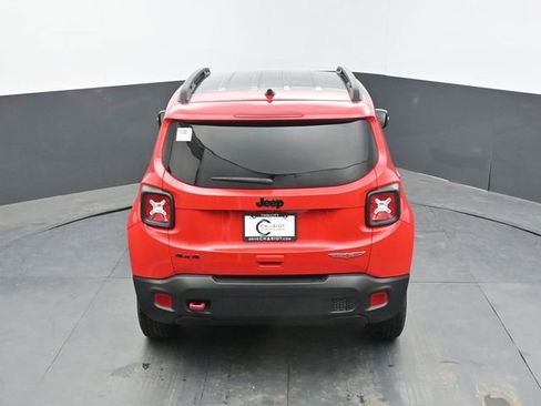 Used 2023 Jeep Renegade Trailhawk AWD/4WD image 48