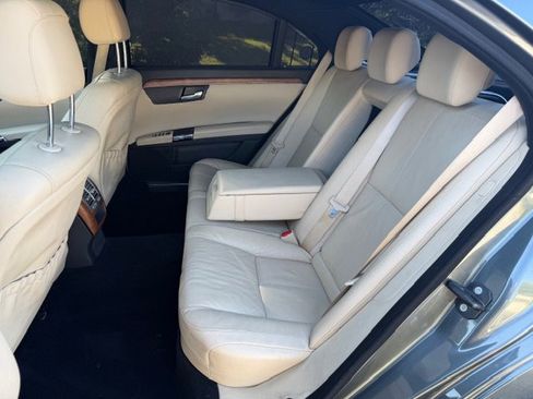 Used 2007 Mercedes-Benz S 550 image 12