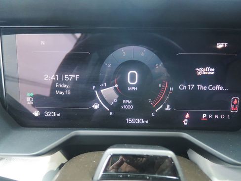 Used 2025 GMC Acadia Denali w/ Super Cruise Package FWD image 13