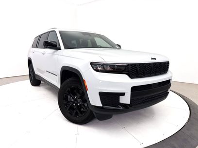 Used 2024 Jeep Grand Cherokee L Laredo