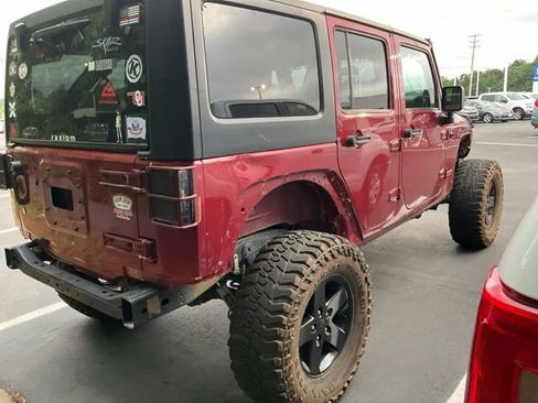 Used 2011 Jeep Wrangler Unlimited Sport AWD/4WD image 6