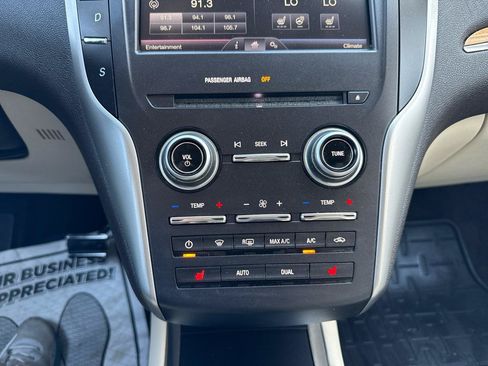 Used 2015 Lincoln MKC AWD w/ Equipment Group 101A Select image 10