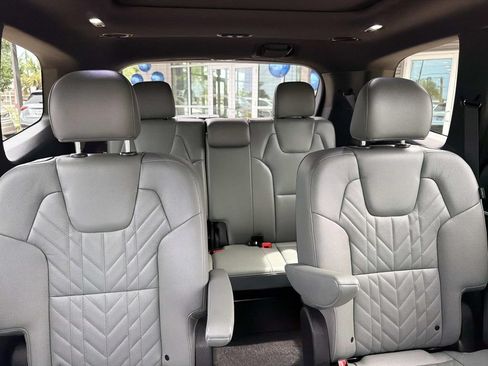 Used 2024 Kia Telluride SX X-Pro AWD/4WD image 13