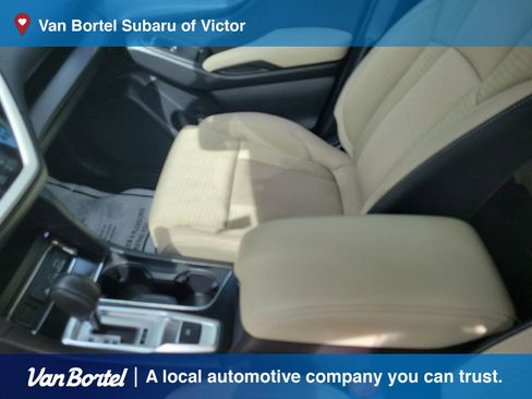 Certified 2023 Subaru Ascent Premium w/ Convenience Package AWD/4WD image 22