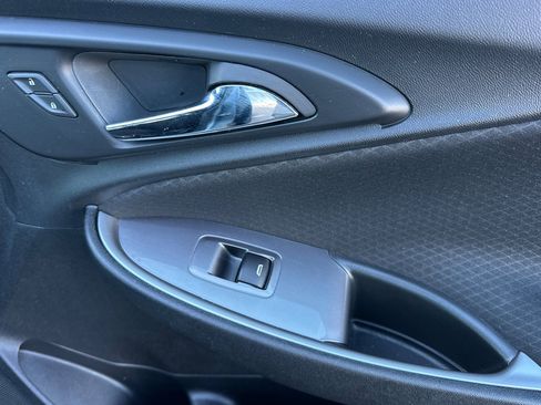 Used 2024 Chevrolet Malibu LT image 21