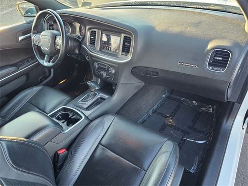 Used 2022 Dodge Charger SXT w/ Leather Interior Group image 16