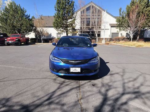 Used 2015 Chrysler 200 S image 8