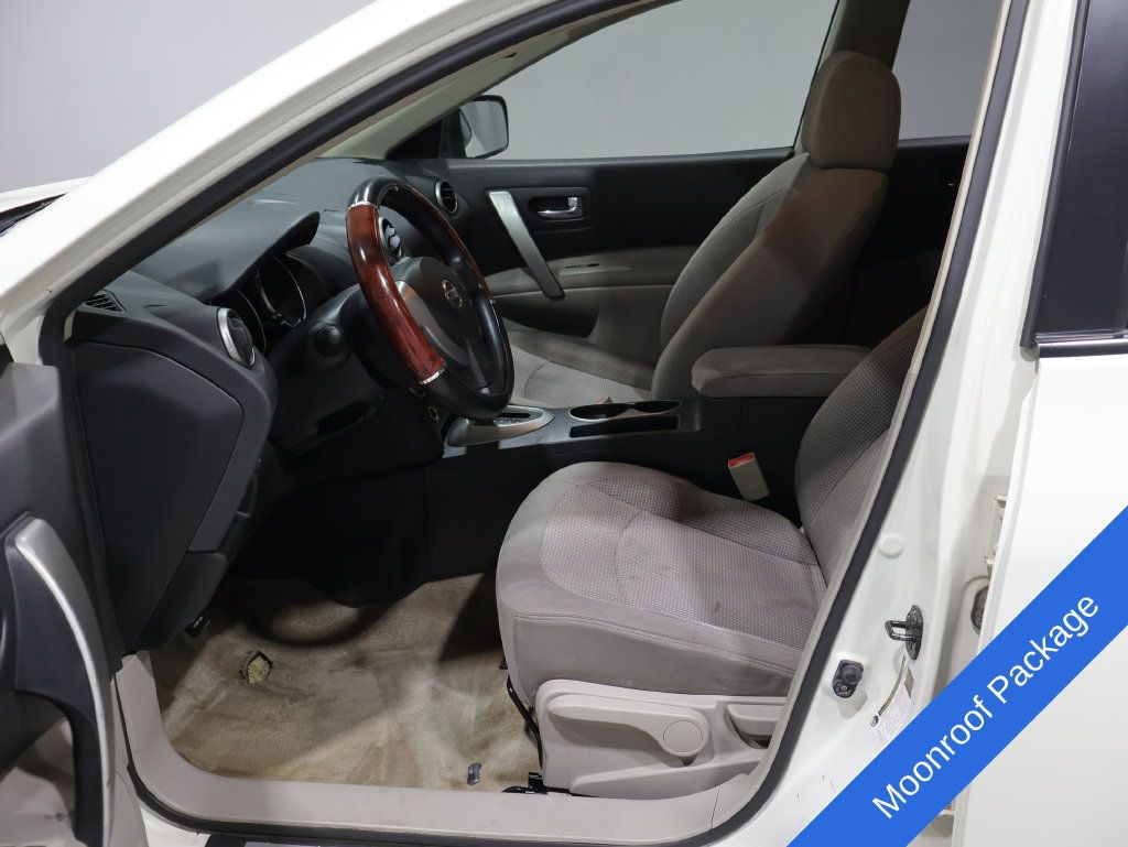 Used 2008 Nissan Rogue SL w/ Moonroof Pkg FWD image 2
