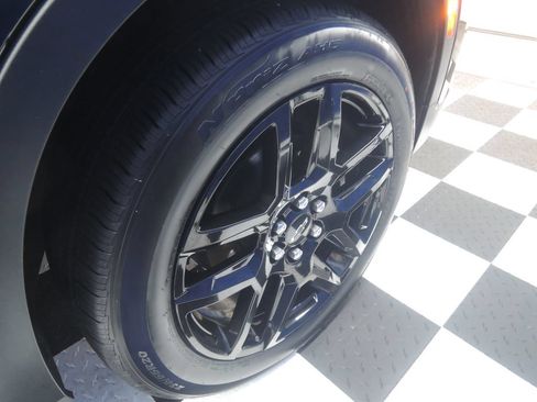 Used 2019 Chevrolet Blazer LT FWD image 38