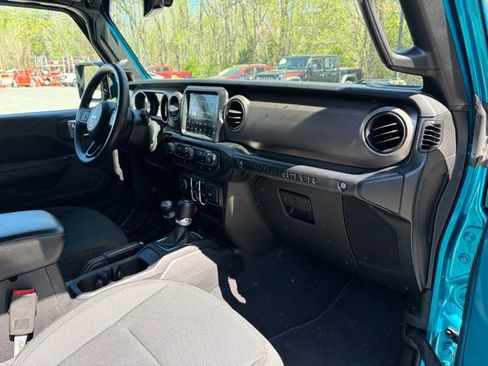 Used 2020 Jeep Wrangler Unlimited Sport S w/ Sun And Sound Package image 30