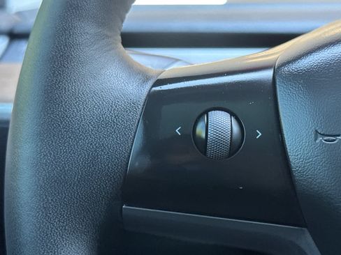 Used 2023 Tesla Model 3 Performance AWD/4WD image 25