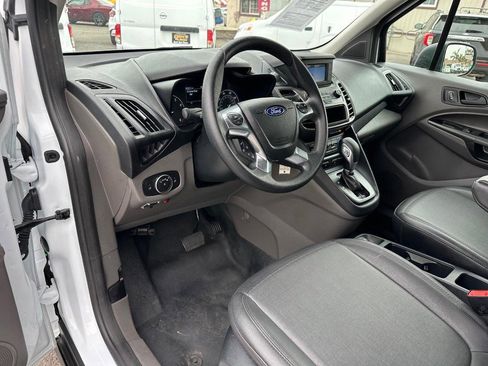 Used 2022 Ford Transit Connect XL image 24