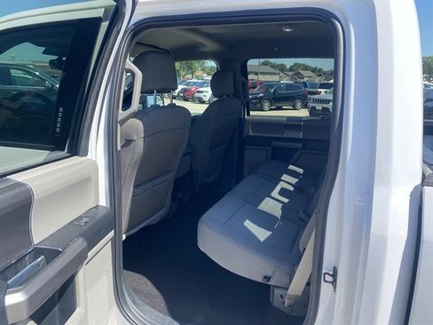 Used 2019 Ford F150 XLT w/ Equipment Group 302A Luxury AWD/4WD image 15