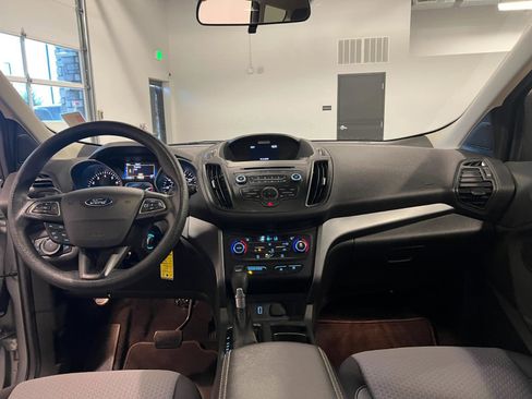 Used 2017 Ford Escape SE AWD/4WD image 30