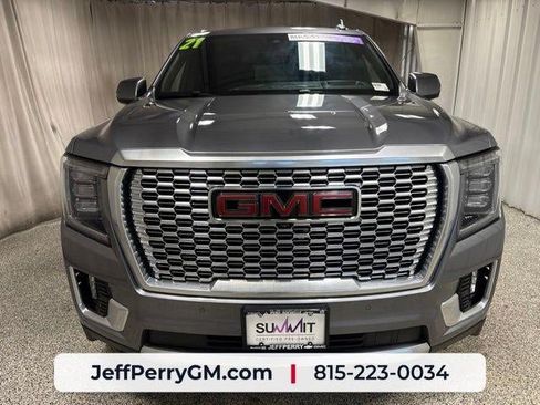 Used 2021 GMC Yukon Denali w/ Denali Ultimate Package AWD/4WD image 7